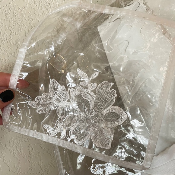 Demetrios Wedding Dress with Custom Straps Size 0 - Picture 4 of 7